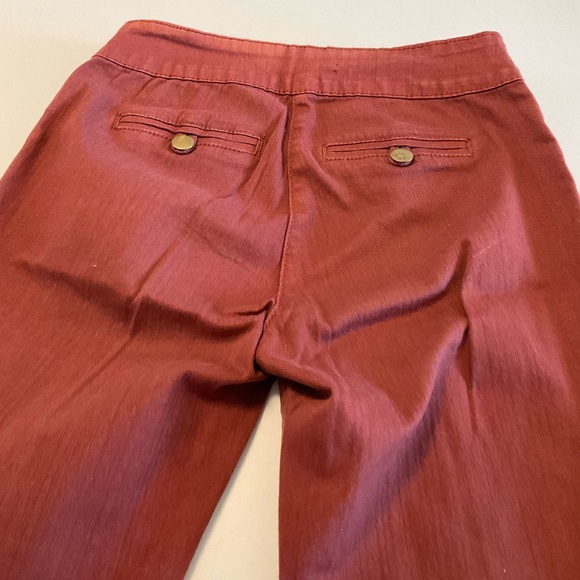 Forever 21 Highwaist Flare Leg Maroon Jeans Double Button Front Faded Spot Sz 26 - Picture 8 of 14